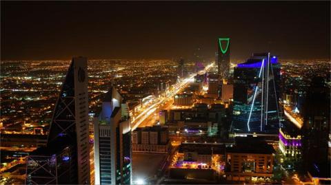 افضل عشر تخصصات في السعودية