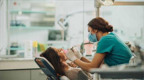 دراسة طب الأسنان في هنغاريا: الشروط وأفضل