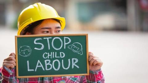 ظاهرة عمالة الأطفال: التعريف والأسباب والمخاطر