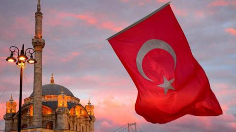 أفضل 10 تخصُّصات أدبية في تركيا للمستقبل