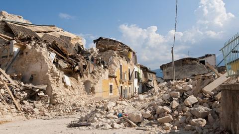 الزلازل: أسبابها وأشهر الزلازل في التاريخ