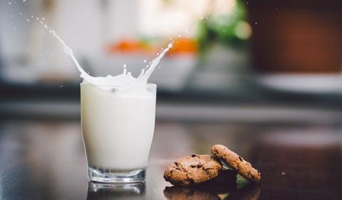 الحليب: فوائده وطرق تصنيعه ومؤشرات جودته