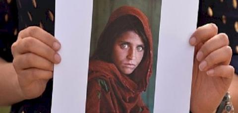 قصة صورة الموناليزا الأفغانية